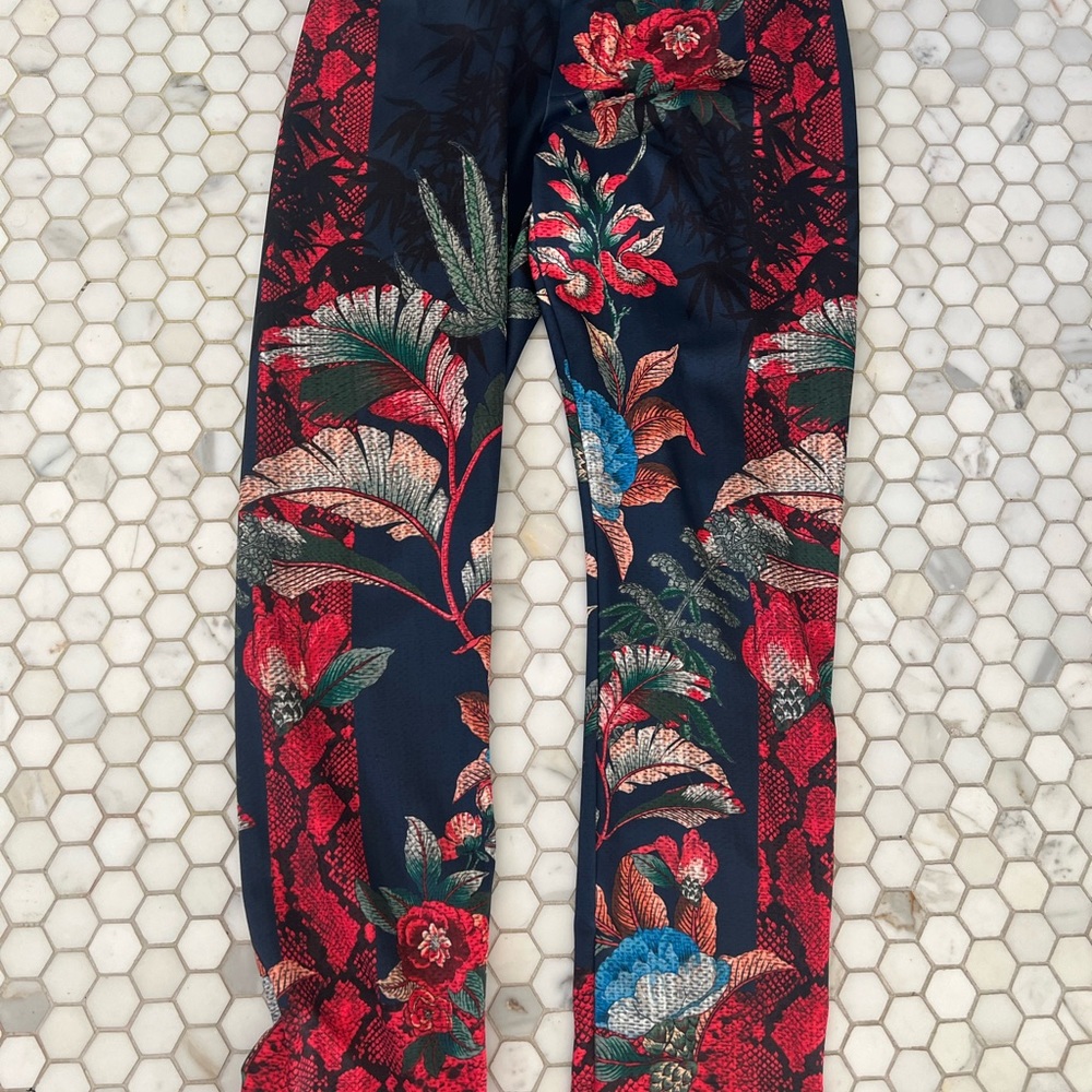 Pam & Gela Track Pants and Jacket  Women Floral print - Bye Birdy Tropical